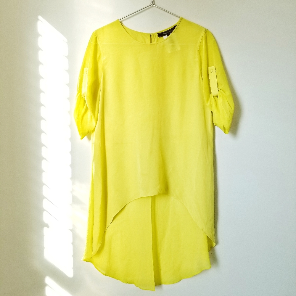 BCBG silk lemongrass Caterina split back top - Picture 3 of 8